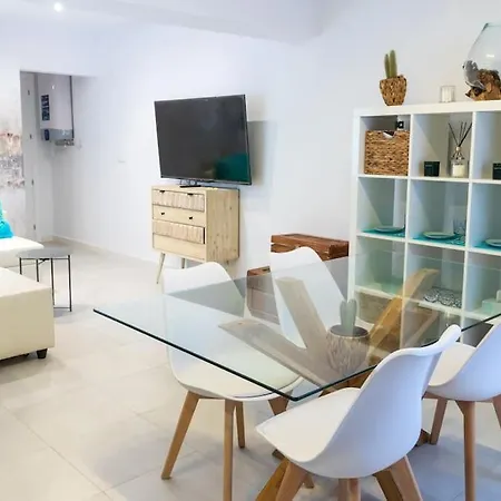 Completo A 5 Minutos Estacion Tren. Apartment *