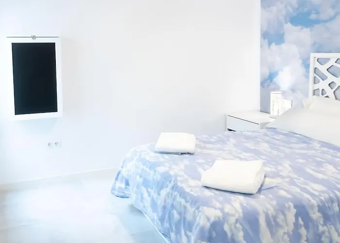 דירה Completo A 5 Minutos Estacion Tren. *