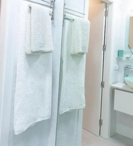 Completo A 5 Minutos Estacion Tren.